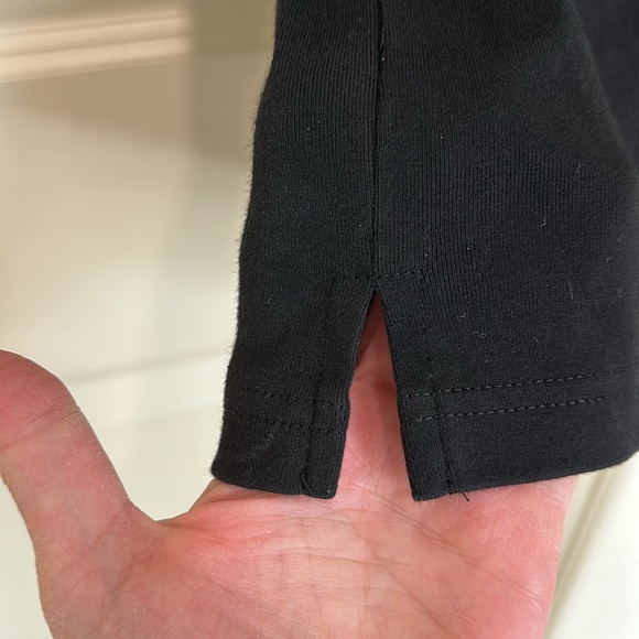 Amanda Adams Couture 100% Cotton (exclusive of embellishment) Short Sleeved Tee - Picture 6 of 7